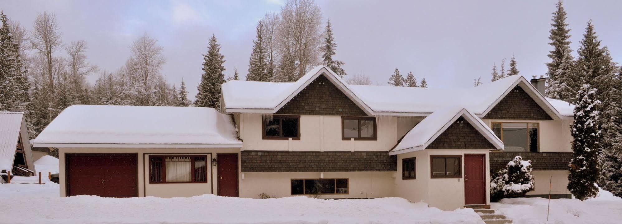 Red Mountain Village Condos Rossland Dış mekan fotoğraf