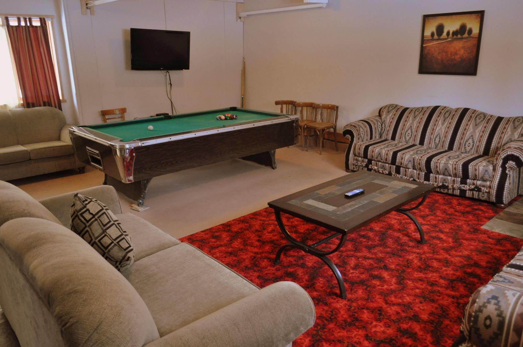Red Mountain Village Condos Rossland Dış mekan fotoğraf